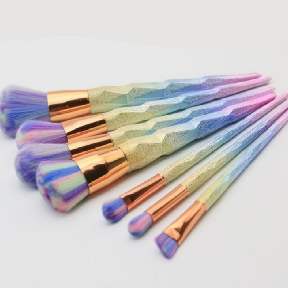1 day sale! 5🌟Rated Rainbow Makeup Brushes 7 pcs - Picture 4 of 4